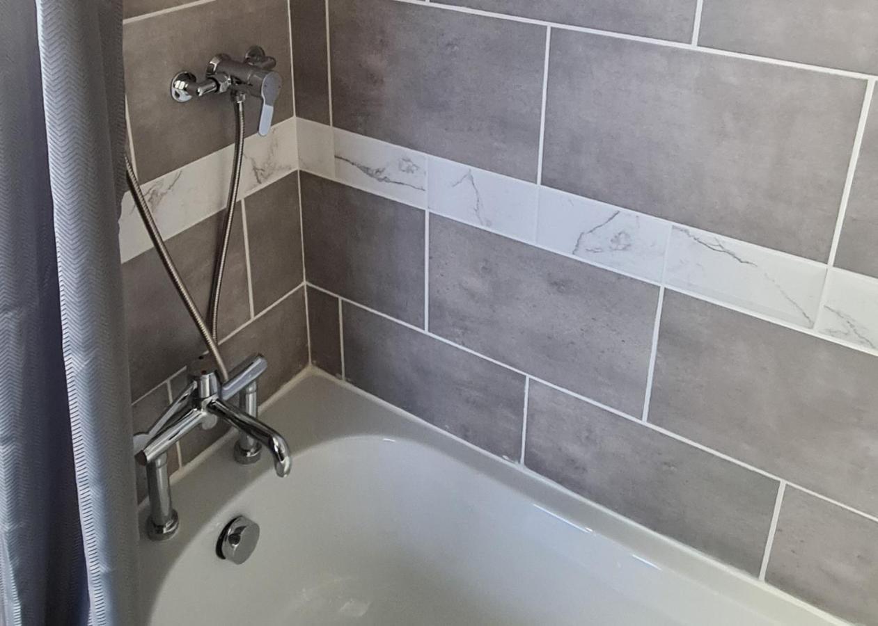 Inviting 1-Bed Apartment In Campbeltown Loch Views Esterno foto